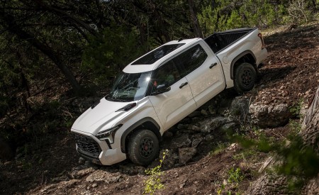 2022 Toyota Tundra TRD Pro Off-Road Wallpapers 450x275 (7)