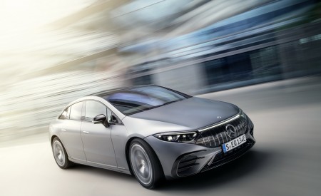 2023 Mercedes-AMG EQS 53 4MATIC+ Front Three-Quarter Wallpapers 450x275 (2)