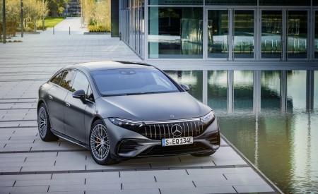 2023 Mercedes-AMG EQS 53 4MATIC+ Front Wallpapers 450x275 (16)