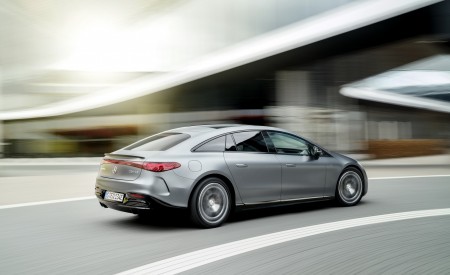 2023 Mercedes-AMG EQS 53 4MATIC+ Rear Three-Quarter Wallpapers 450x275 (11)