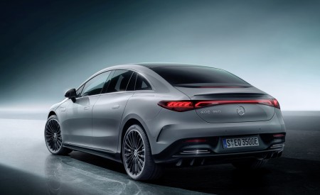2023 Mercedes-Benz EQE 350 Edition 1 AMG Line Rear Three-Quarter Wallpapers 450x275 (59)