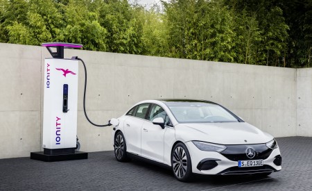 2023 Mercedes-Benz EQE 350 Electric Art Line Charging Wallpapers 450x275 (46)