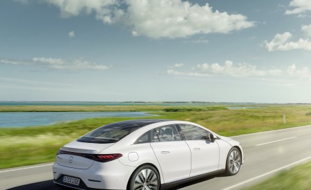 2023 Mercedes-Benz EQE 350 Electric Art Line Rear Three-Quarter Wallpapers 450x275 (37)