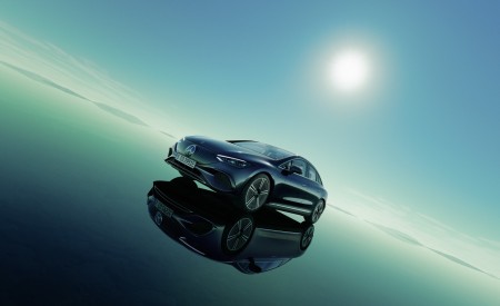 2023 Mercedes-Benz EQE Front Three-Quarter Wallpapers 450x275 (83)