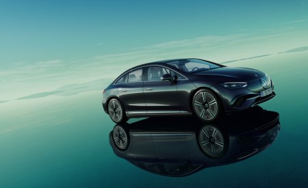 2023 Mercedes-Benz EQE Front Three-Quarter Wallpapers 450x275 (84)
