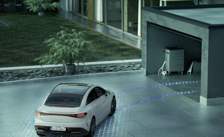 2023 Mercedes-Benz EQE Rear Wallpapers 450x275 (95)