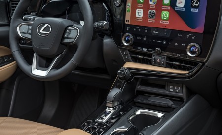 2021 Lexus NX 450h+ (Euro-Spec) Central Console Wallpapers 450x275 (125)