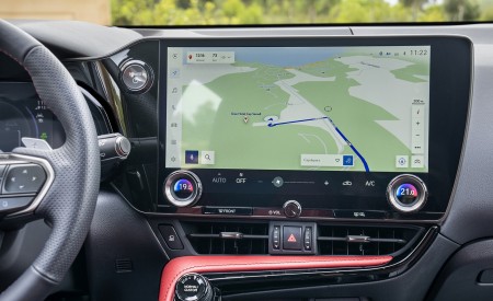 2021 Lexus NX 450h+ (Euro-Spec) Central Console Wallpapers 450x275 (69)