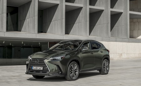 2021 Lexus NX 450h+ (Euro-Spec) Front Three-Quarter Wallpapers 450x275 (116)