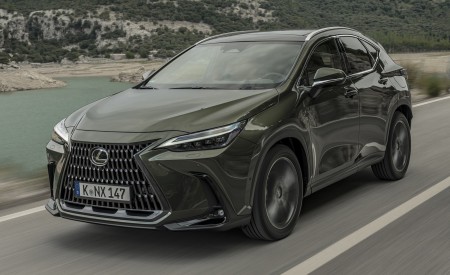2021 Lexus NX 450h+ (Euro-Spec) Front Three-Quarter Wallpapers 450x275 (81)