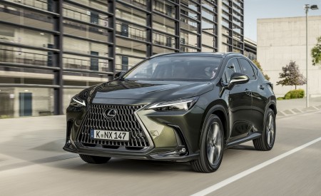 2021 Lexus NX 450h+ (Euro-Spec) Front Three-Quarter Wallpapers 450x275 (112)