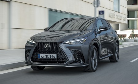 2021 Lexus NX 450h+ (Euro-Spec) Front Wallpapers 450x275 (32)