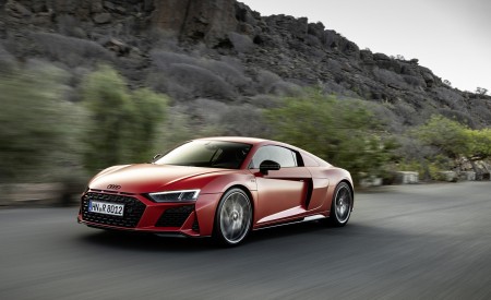 2022 Audi R8 Coupe V10 Performance RWD (Color: Tango Red) Front Three-Quarter Wallpapers 450x275 (134)
