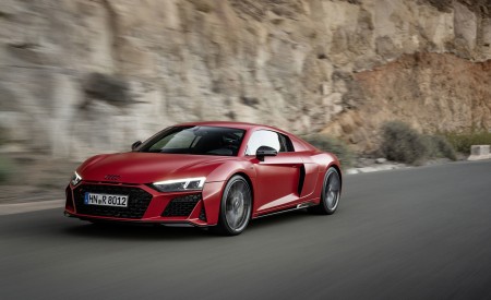 2022 Audi R8 Coupe V10 Performance RWD (Color: Tango Red) Front Three-Quarter Wallpapers 450x275 (135)