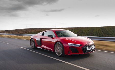 2022 Audi R8 Coupe V10 Performance RWD (UK-Spec) Front Three-Quarter Wallpapers 450x275 (22)