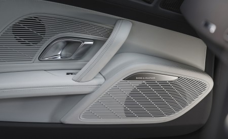 2022 Audi R8 Coupe V10 Performance RWD (UK-Spec) Interior Detail Wallpapers 450x275 (122)