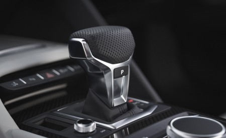 2022 Audi R8 Coupe V10 Performance RWD (UK-Spec) Interior Detail Wallpapers 450x275 (109)