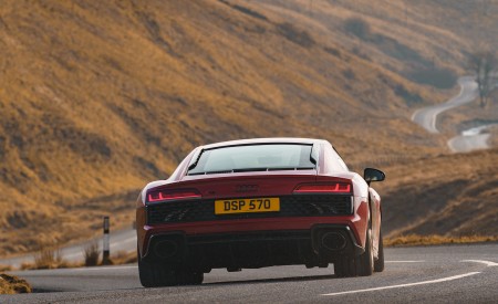 2022 Audi R8 Coupe V10 Performance RWD (UK-Spec) Rear Wallpapers 450x275 (11)