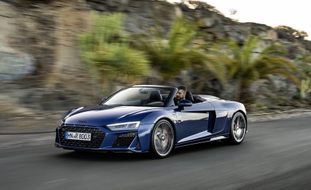 2022 Audi R8 Spyder V10 Performance RWD (Color: Ascari Blue Metallic) Front Three-Quarter Wallpapers 450x275 (23)