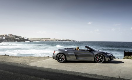 2022 Audi R8 Spyder V10 Performance RWD (Color: Daytona Gray Metallic) Side Wallpapers 450x275 (19)