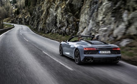 2022 Audi R8 Spyder V10 Performance RWD (Color: Kamero Grey) Rear Wallpapers 450x275 (2)