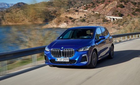 2022 BMW 2 Series 223i Active Tourer Front Wallpapers 450x275 (21)