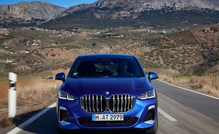 2022 BMW 2 Series 223i Active Tourer Front Wallpapers 450x275 (12)