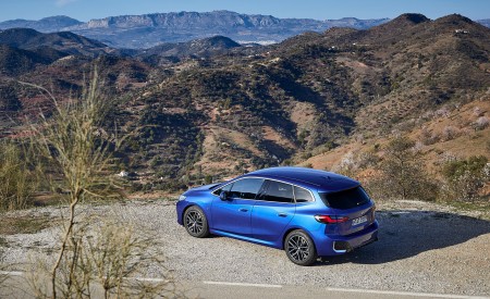 2022 BMW 2 Series 223i Active Tourer Rear Three-Quarter Wallpapers 450x275 (55)