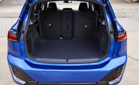 2022 BMW 2 Series 223i Active Tourer Trunk Wallpapers  450x275 (139)