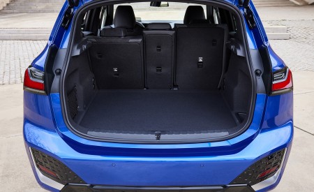 2022 BMW 2 Series 223i Active Tourer Trunk Wallpapers 450x275 (142)