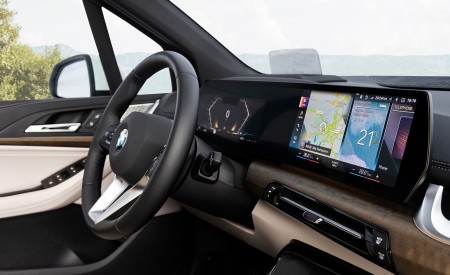 2022 BMW 223i Active Tourer Central Console Wallpapers 450x275 (191)