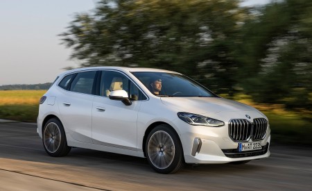2022 BMW 223i Active Tourer Wallpapers & HD Images
