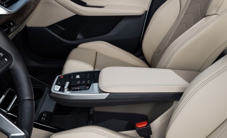 2022 BMW 223i Active Tourer Interior Detail Wallpapers  450x275 (194)