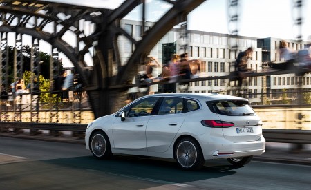 2022 BMW 223i Active Tourer Rear Three-Quarter Wallpapers 450x275 (149)