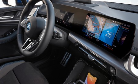 2022 BMW 230e xDrive Active Tourer Central Console Wallpapers 450x275 (49)