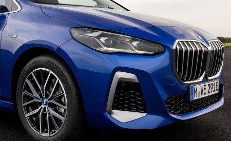 2022 BMW 230e xDrive Active Tourer Detail Wallpapers 450x275 (25)