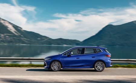 2022 BMW 230e xDrive Active Tourer Side Wallpapers 450x275 (8)