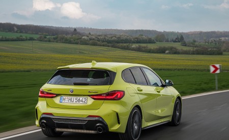 2022 BMW M135i Rear Three-Quarter Wallpapers 450x275 (20)