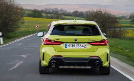 2022 BMW M135i Rear Wallpapers 450x275 (29)