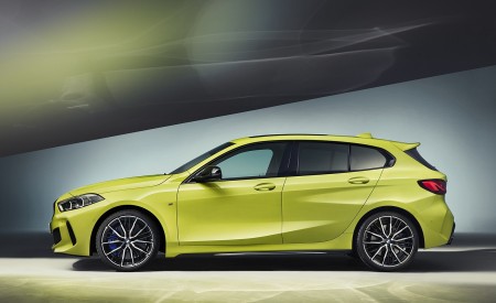 2022 BMW M135i Side Wallpapers 450x275 (90)