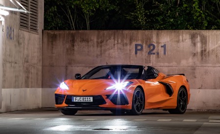 2022 Chevrolet Corvette Stingray Convertible (Euro-Spec) Front Wallpapers 450x275 (17)