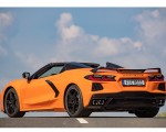 2022 Chevrolet Corvette Stingray Convertible (Euro-Spec) Rear Three-Quarter Wallpapers 150x120 (22)