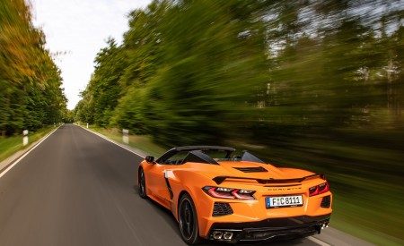 2022 Chevrolet Corvette Stingray Convertible (Euro-Spec) Rear Wallpapers 450x275 (10)