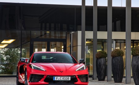 2022 Chevrolet Corvette Stingray Coupe (Euro-Spec) Front Wallpapers 450x275 (20)