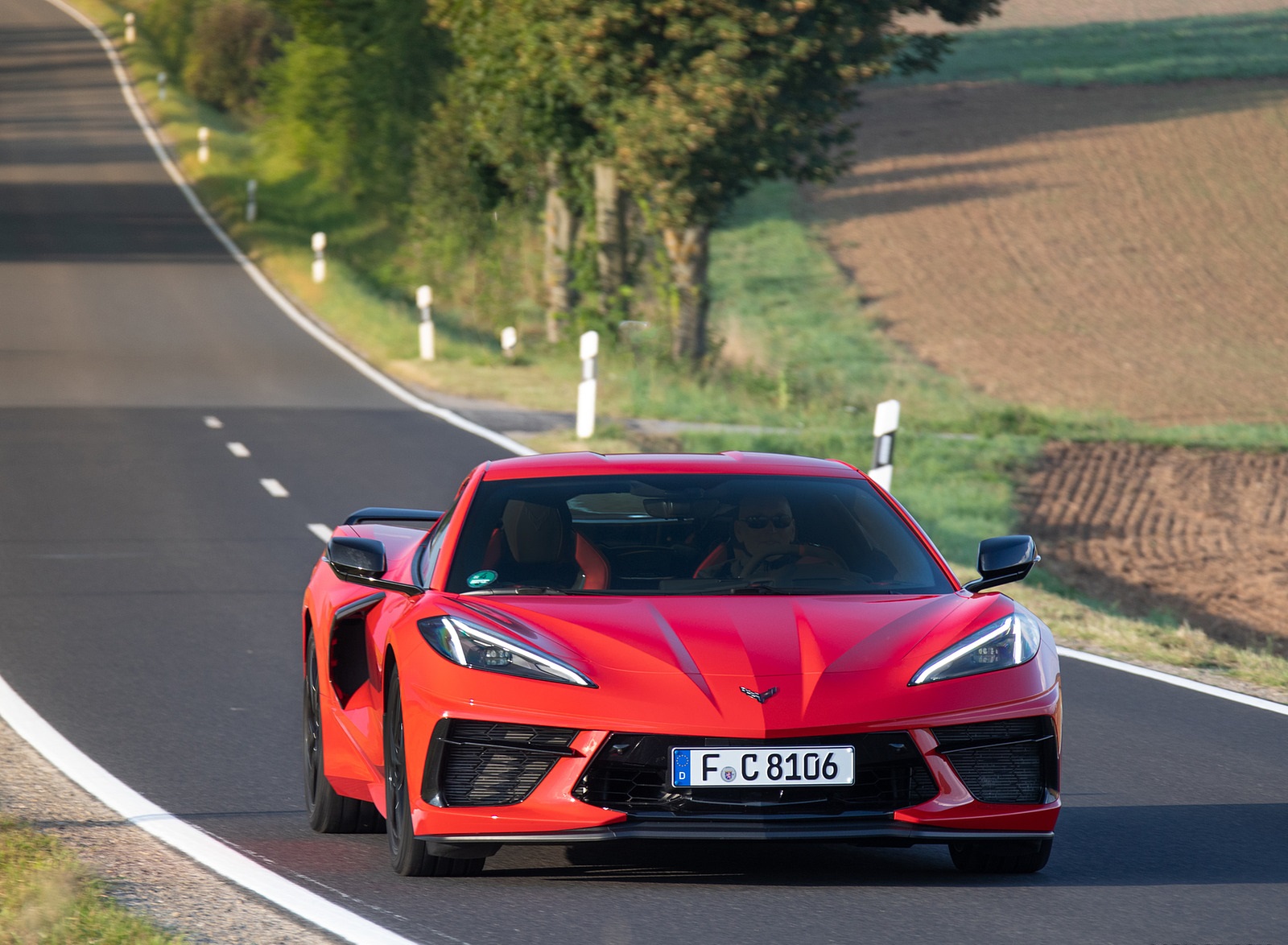 2022 Chevrolet Corvette Stingray Coupe (Euro-Spec) Front Wallpapers (8)