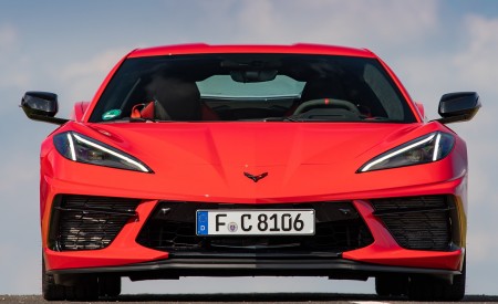 2022 Chevrolet Corvette Stingray Coupe (Euro-Spec) Front Wallpapers 450x275 (25)