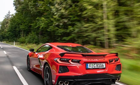 2022 Chevrolet Corvette Stingray Coupe (Euro-Spec) Rear Wallpapers 450x275 (6)