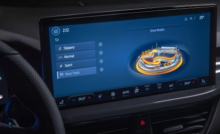 2022 Ford Focus ST Central Console Wallpapers 450x275 (20)