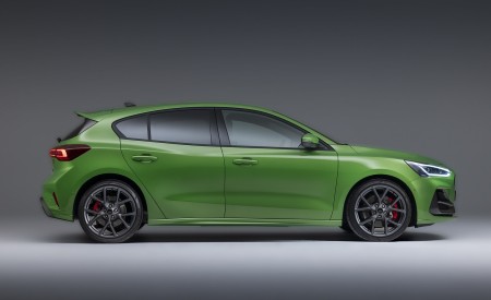 2022 Ford Focus ST Side Wallpapers 450x275 (8)