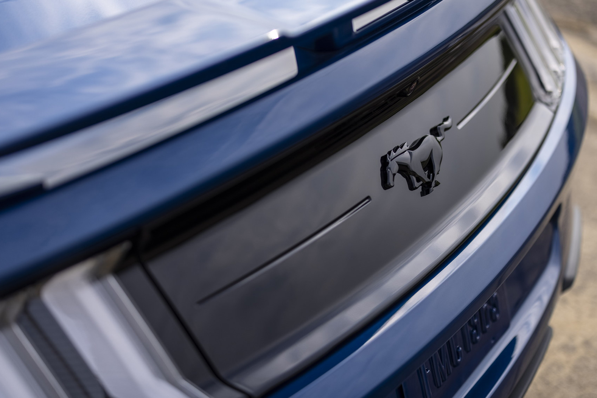 2022 Ford Mustang GT Stealth Edition Badge Wallpapers (12)